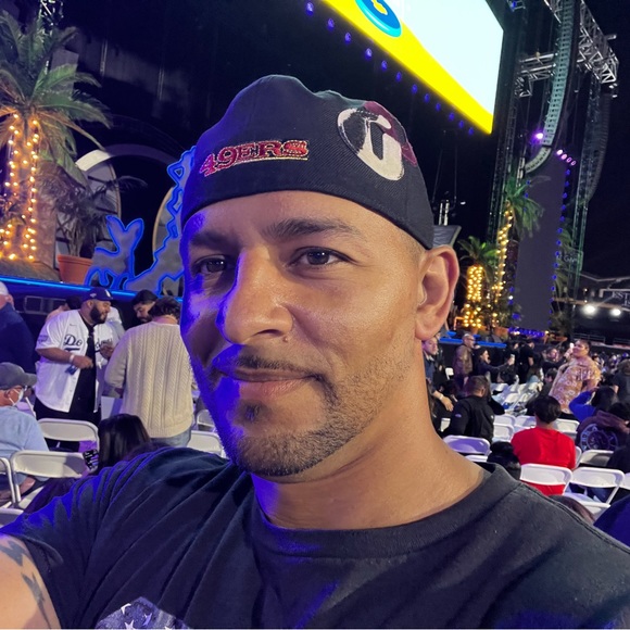 Meet your Posher, RJ - Picture 6 of 16